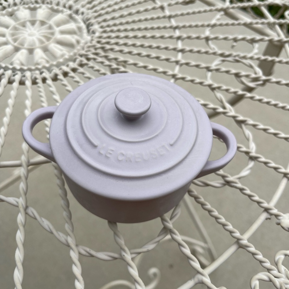 Le Creuset Petite Cocotte in Soft Lavender
